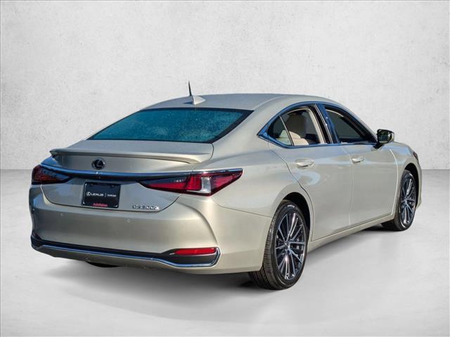new 2025 Lexus ES 300h car, priced at $48,243