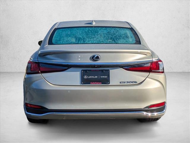 new 2025 Lexus ES 300h car, priced at $48,243