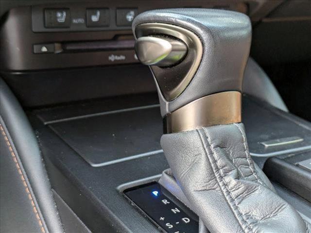used 2022 Lexus ES 350 car, priced at $35,455