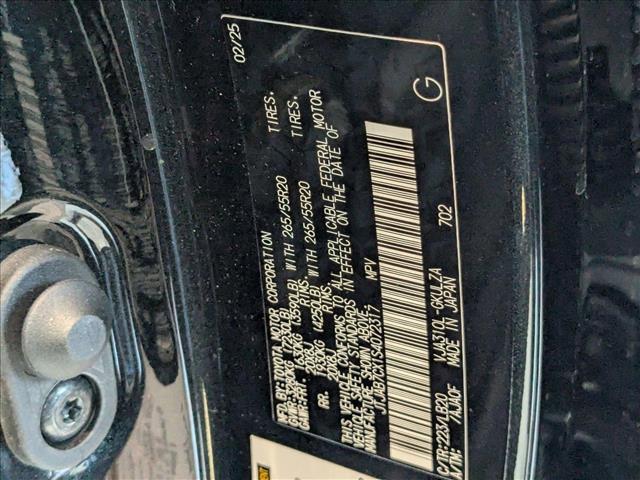 new 2025 Lexus LX 600 car, priced at $113,426