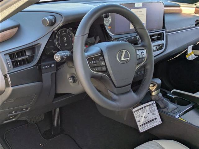new 2025 Lexus ES 350 car, priced at $47,587