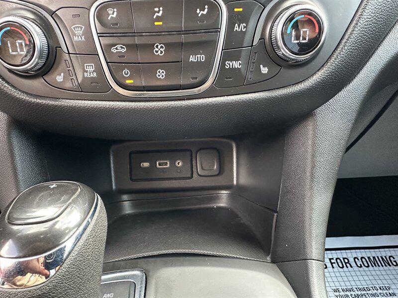 used 2021 Chevrolet Equinox car, priced at $11,495