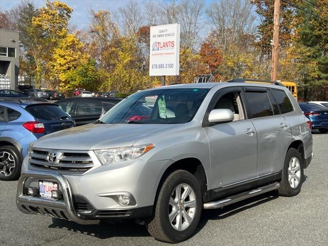 used 2011 Toyota Highlander car, priced at $10,995