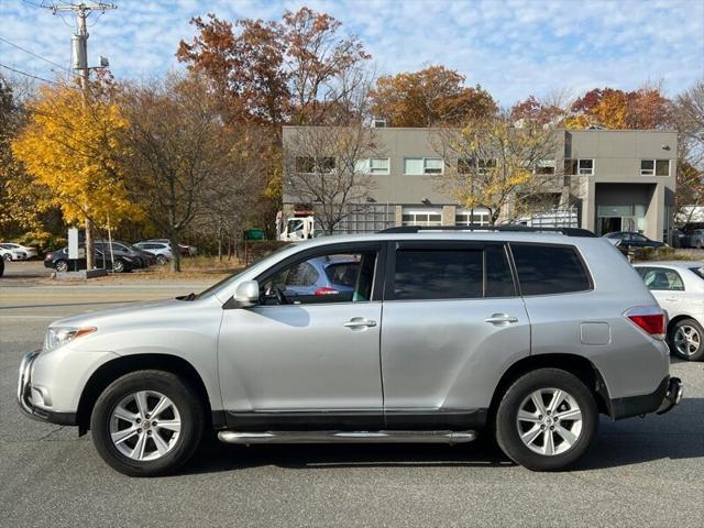 used 2011 Toyota Highlander car, priced at $10,995