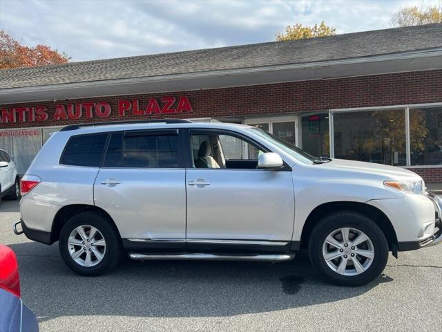 used 2011 Toyota Highlander car, priced at $10,995