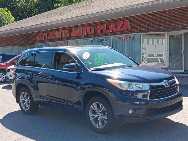 used 2014 Toyota Highlander car, priced at $17,995