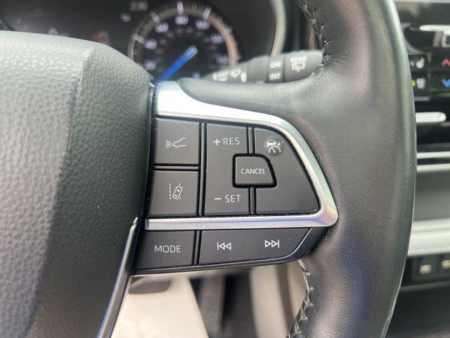 used 2021 Toyota Highlander Hybrid car, priced at $37,400