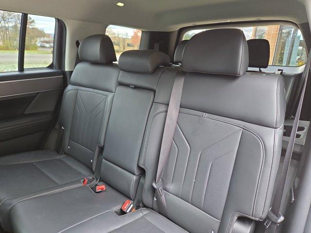 used 2024 Hyundai Santa Fe car, priced at $28,800