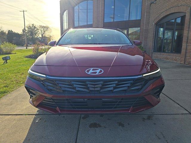 new 2025 Hyundai Elantra car, priced at $27,681