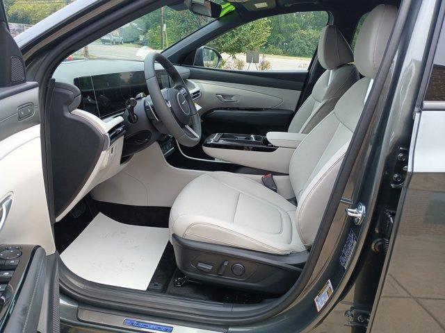 new 2025 Hyundai TUCSON Hybrid car, priced at $42,242
