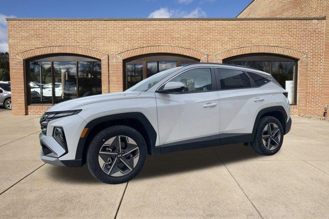 new 2025 Hyundai Tucson car, priced at $33,037