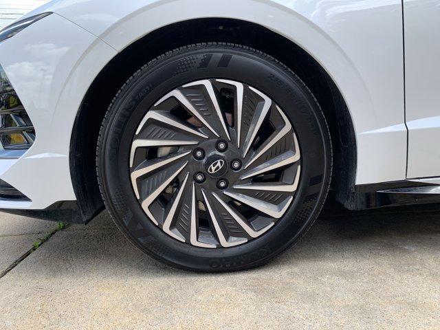 used 2024 Hyundai Sonata Hybrid car, priced at $25,500