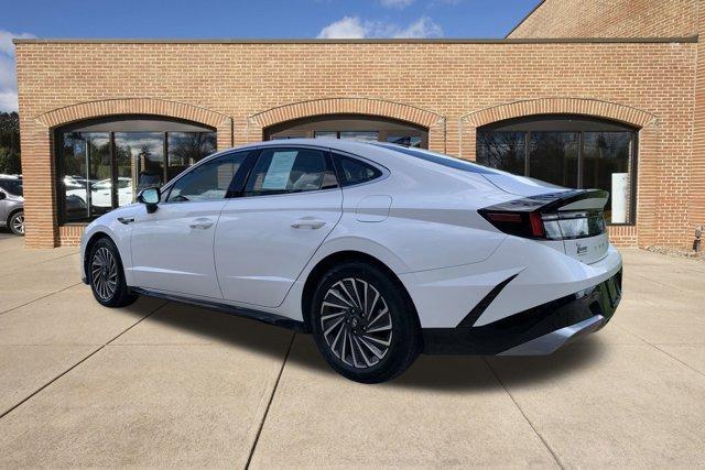 used 2024 Hyundai Sonata Hybrid car, priced at $25,500