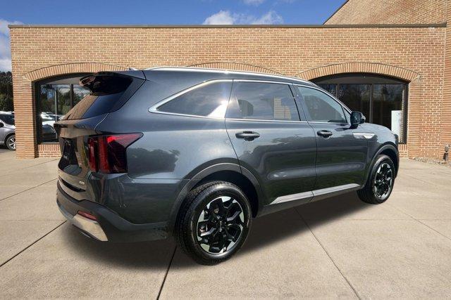 used 2024 Kia Sorento car, priced at $27,500