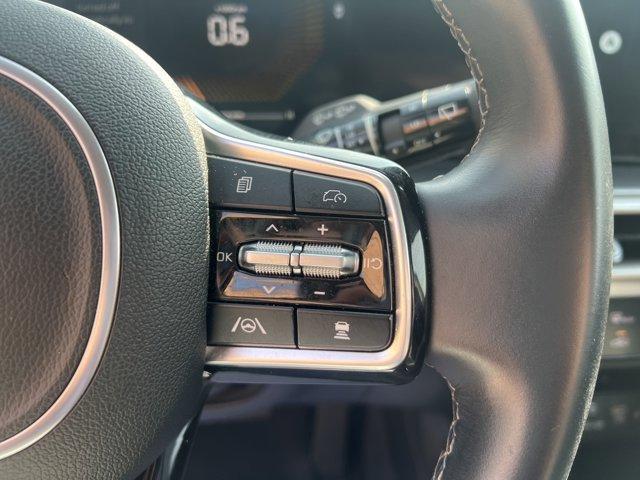 used 2024 Kia Sorento car, priced at $27,500