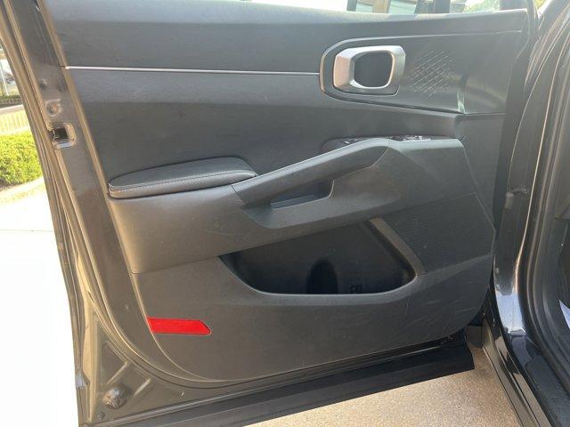 used 2024 Kia Sorento car, priced at $27,500