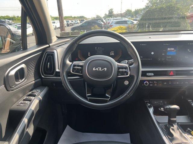 used 2024 Kia Sorento car, priced at $27,500