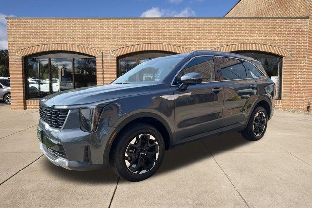 used 2024 Kia Sorento car, priced at $27,500