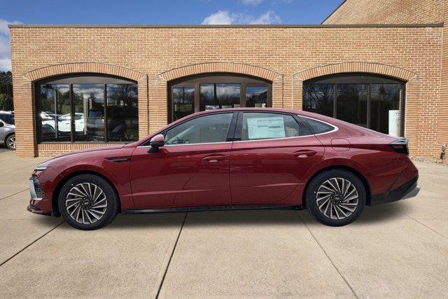 new 2025 Hyundai Sonata Hybrid car, priced at $32,681