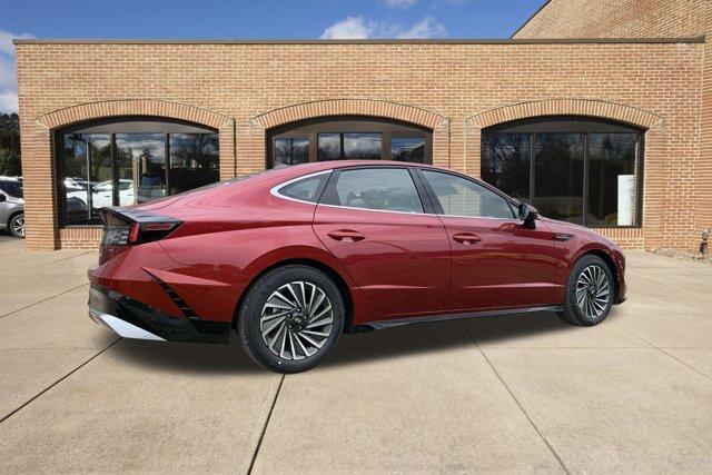 new 2025 Hyundai Sonata Hybrid car, priced at $32,681