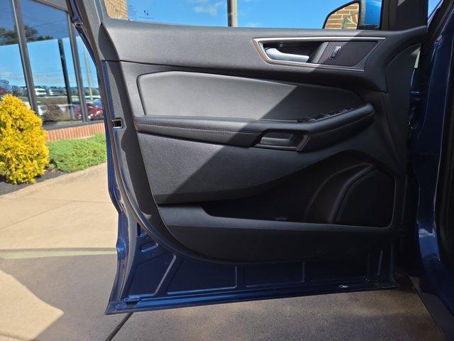 used 2024 Ford Edge car, priced at $23,700
