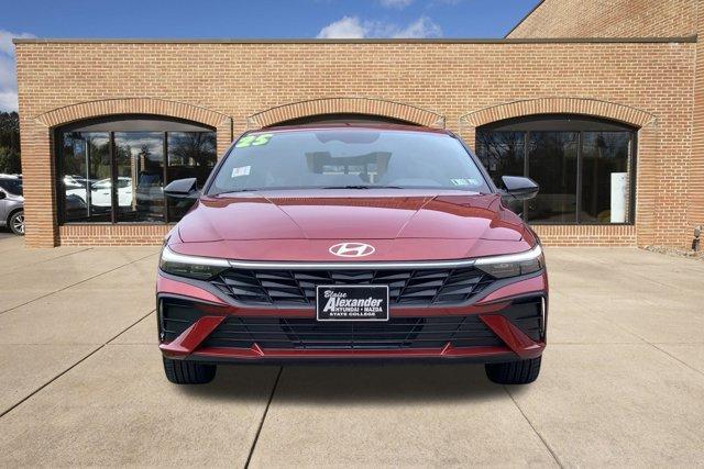 new 2025 Hyundai Elantra car, priced at $24,876