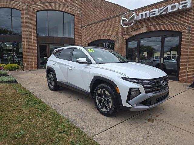 new 2025 Hyundai Tucson Hybrid car, priced at $37,418