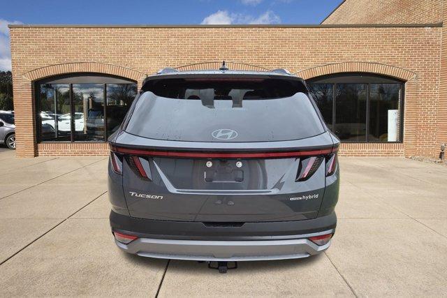 new 2026 Hyundai TUCSON Hybrid car, priced at $43,152