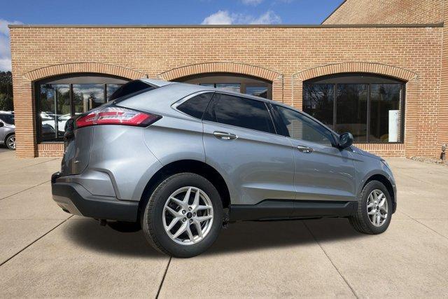 used 2024 Ford Edge car, priced at $23,500