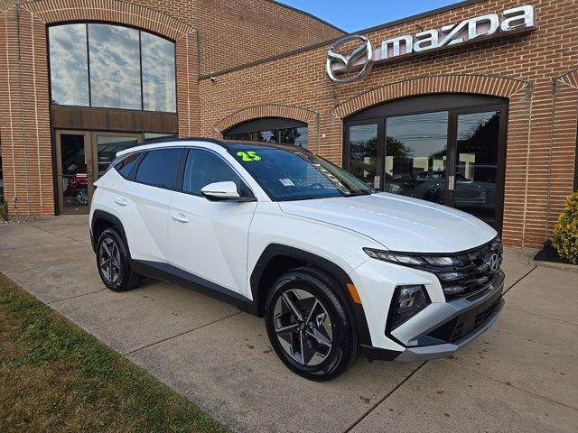 new 2025 Hyundai Tucson Hybrid car, priced at $37,404