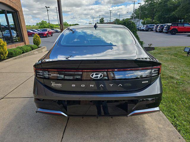 new 2024 Hyundai Sonata car, priced at $30,715