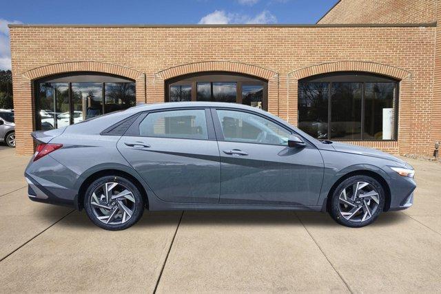 new 2025 Hyundai Elantra car, priced at $24,161