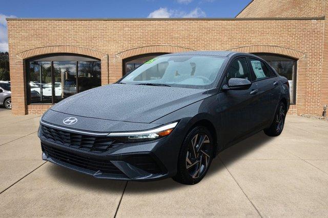 new 2025 Hyundai Elantra car, priced at $24,161