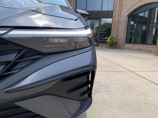 new 2025 Hyundai Elantra car, priced at $24,161