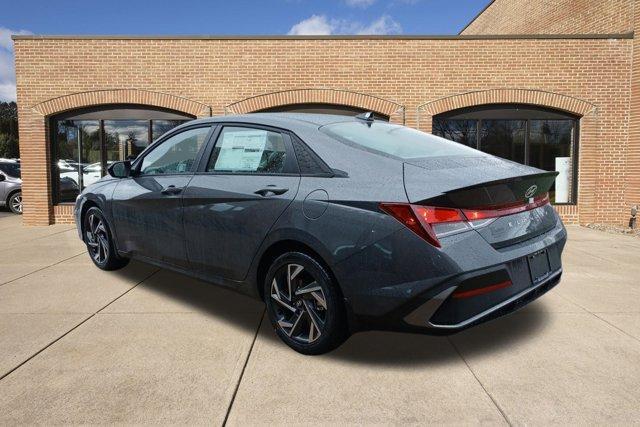 new 2025 Hyundai Elantra car, priced at $24,161