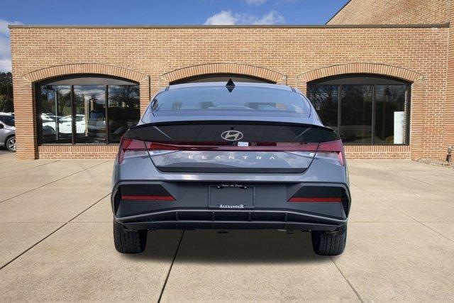 new 2025 Hyundai Elantra car, priced at $24,161