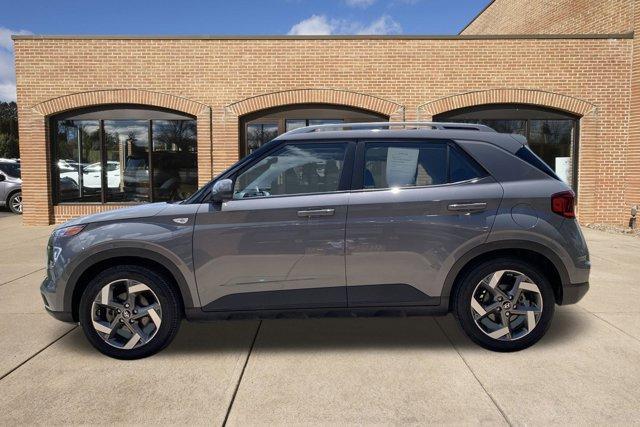 used 2022 Hyundai Venue car, priced at $15,500