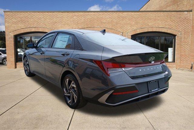 new 2025 Hyundai Elantra car, priced at $24,278