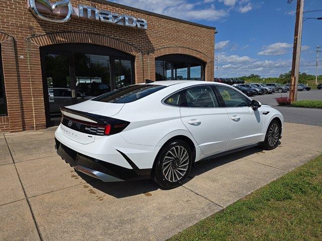 new 2025 Hyundai Sonata Hybrid car, priced at $32,262