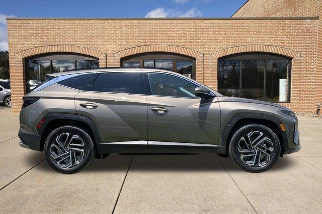 new 2025 Hyundai TUCSON Hybrid car, priced at $41,750