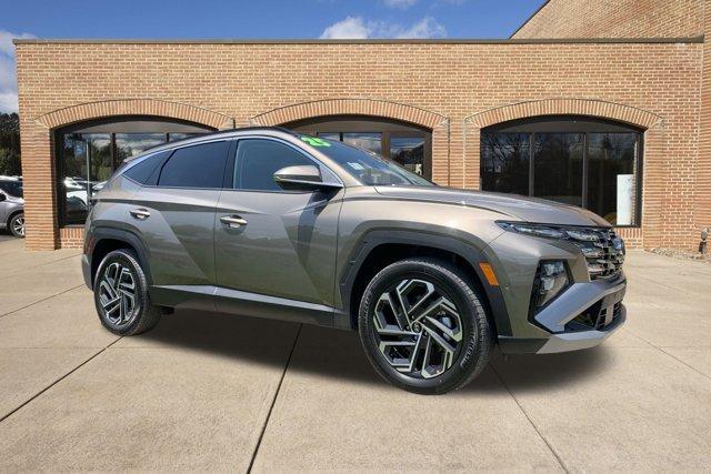new 2025 Hyundai TUCSON Hybrid car, priced at $41,750