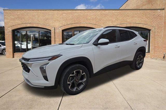 used 2024 Chevrolet Trax car, priced at $20,000