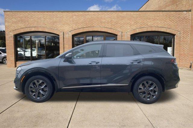 used 2023 Kia Sportage Hybrid car, priced at $30,000