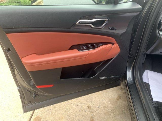 used 2023 Kia Sportage Hybrid car, priced at $30,000