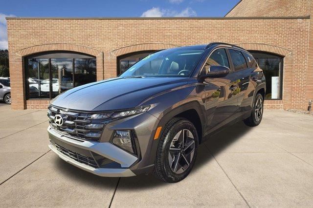 new 2025 Hyundai TUCSON Hybrid car, priced at $37,038