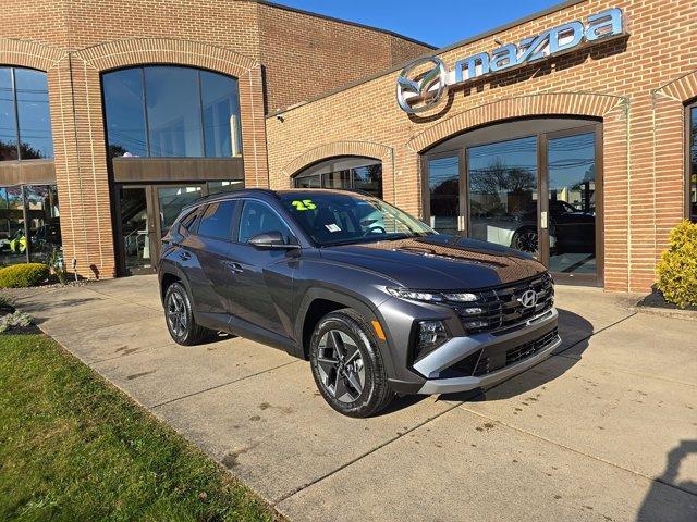 new 2025 Hyundai Tucson Hybrid car, priced at $37,038