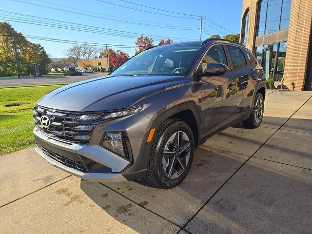 new 2025 Hyundai Tucson Hybrid car, priced at $37,038