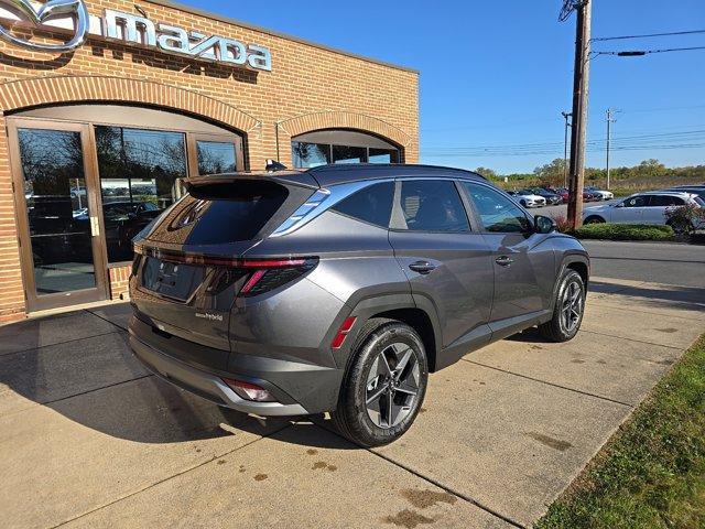 new 2025 Hyundai Tucson Hybrid car, priced at $37,038