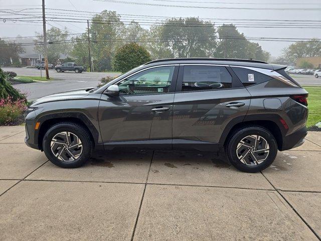 new 2025 Hyundai Tucson Hybrid car, priced at $33,958