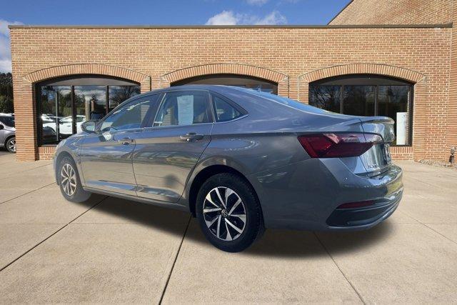 used 2024 Volkswagen Jetta car, priced at $18,900